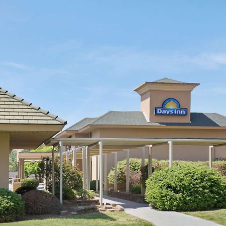 Days Inn By Wyndham Charlotte/Woodlawn Near Carowinds Dış mekan fotoğraf