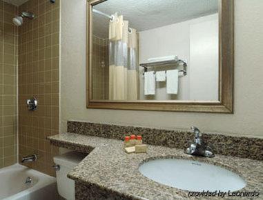 Days Inn By Wyndham Charlotte/Woodlawn Near Carowinds Oda fotoğraf